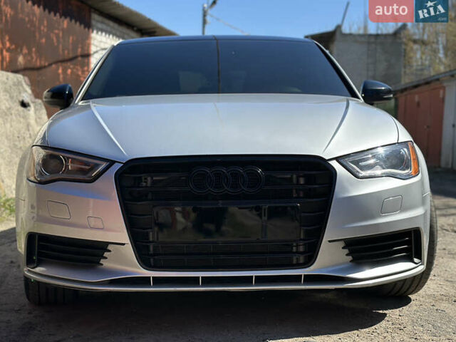 Сірий Ауді А3, об'ємом двигуна 1.98 л та пробігом 117 тис. км за 18000 $, фото 1 на Automoto.ua