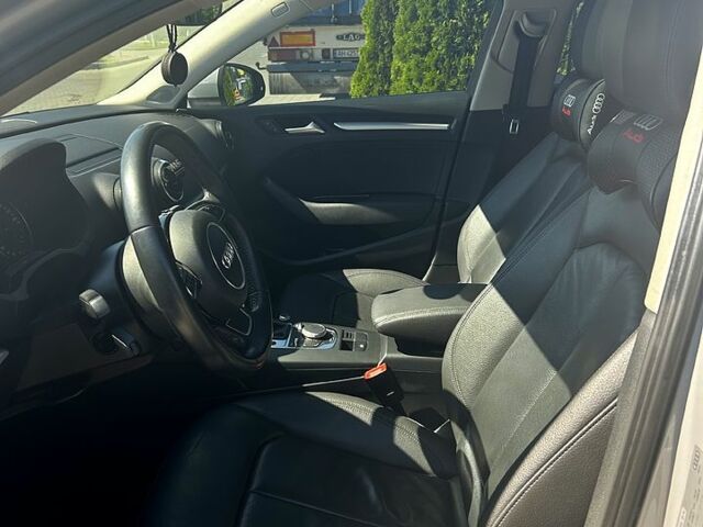 Серый Ауди А3, объемом двигателя 1.8 л и пробегом 170 тыс. км за 11000 $, фото 7 на Automoto.ua