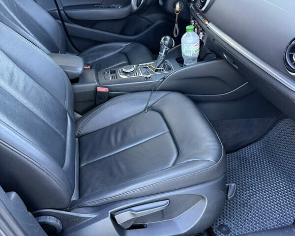 Серый Ауди А3, объемом двигателя 1.8 л и пробегом 148 тыс. км за 11700 $, фото 12 на Automoto.ua