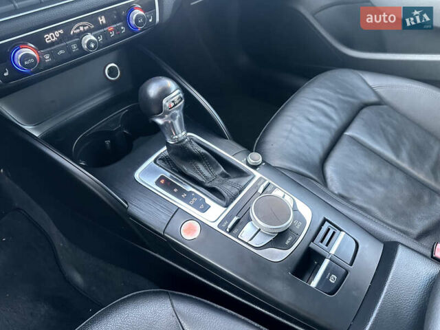 Серый Ауди А3, объемом двигателя 1.8 л и пробегом 245 тыс. км за 8800 $, фото 9 на Automoto.ua