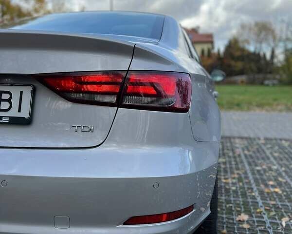 Серый Ауди А3, объемом двигателя 1.6 л и пробегом 138 тыс. км за 12999 $, фото 10 на Automoto.ua