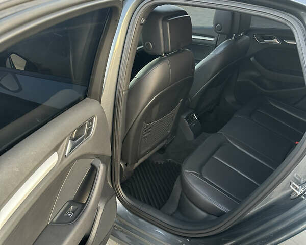 Сірий Ауді А3, об'ємом двигуна 1.98 л та пробігом 175 тис. км за 14500 $, фото 5 на Automoto.ua