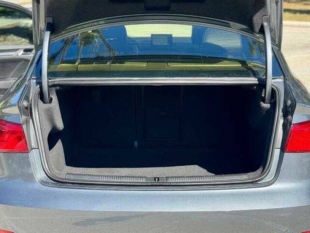 Серый Ауди А3, объемом двигателя 1.8 л и пробегом 74 тыс. км за 3000 $, фото 11 на Automoto.ua