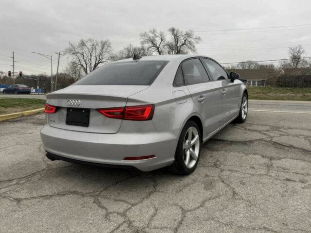 Ауди А3 2015 в Кропивницком (Кировограде) на Automoto.ua Серый Ауди А3, объемом двигателя 1.8 л и пробегом 78 тыс. км за 2000 $, фото 7 на Automoto.ua