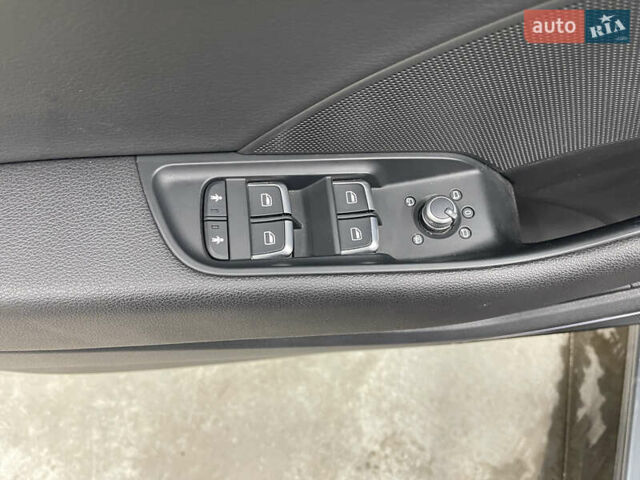 Сірий Ауді А3, об'ємом двигуна 1.6 л та пробігом 129 тис. км за 17000 $, фото 14 на Automoto.ua