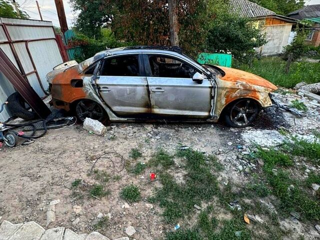 Сірий Ауді А3, об'ємом двигуна 2 л та пробігом 100 тис. км за 2000 $, фото 1 на Automoto.ua