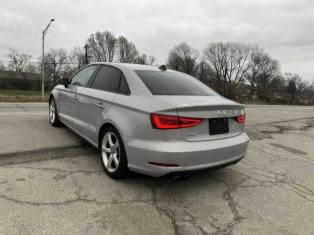 Ауди А3 2015 в Кропивницком (Кировограде) на Automoto.ua Серый Ауди А3, объемом двигателя 1.8 л и пробегом 78 тыс. км за 2000 $, фото 5 на Automoto.ua