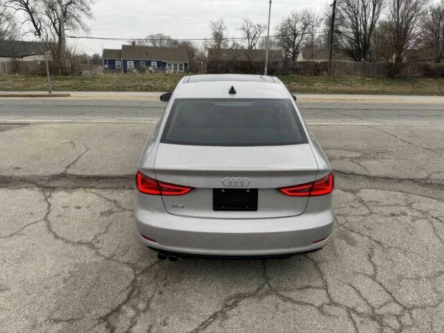 Ауди А3 2015 в Кропивницком (Кировограде) на Automoto.ua Серый Ауди А3, объемом двигателя 1.8 л и пробегом 78 тыс. км за 2000 $, фото 6 на Automoto.ua