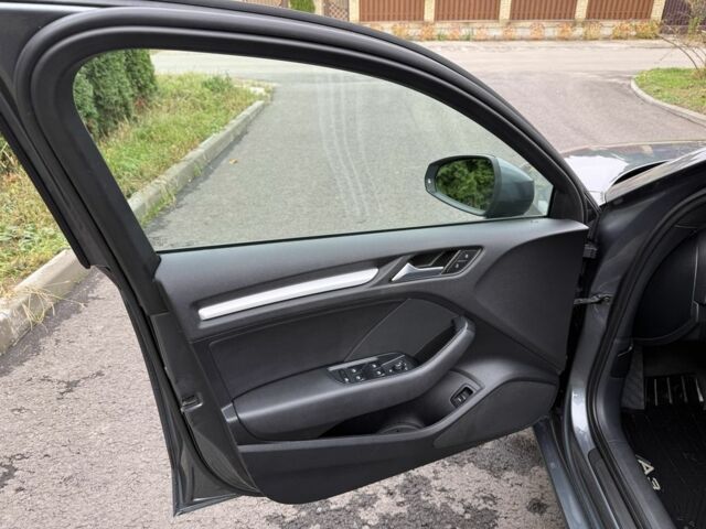 Серый Ауди А3, объемом двигателя 2 л и пробегом 208 тыс. км за 12500 $, фото 10 на Automoto.ua