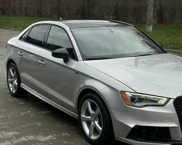 Сірий Ауді А3, об'ємом двигуна 1.8 л та пробігом 185 тис. км за 11555 $, фото 3 на Automoto.ua