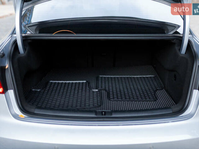 Сірий Ауді А3, об'ємом двигуна 1.98 л та пробігом 246 тис. км за 13699 $, фото 14 на Automoto.ua