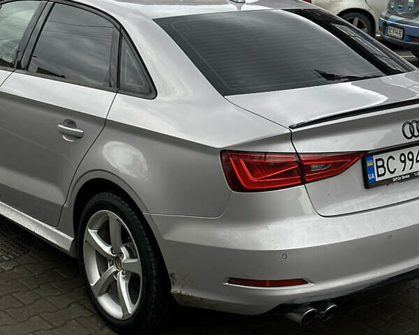 Сірий Ауді А3, об'ємом двигуна 1.8 л та пробігом 185 тис. км за 11555 $, фото 13 на Automoto.ua