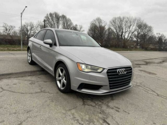 Ауди А3 2015 в Кропивницком (Кировограде) на Automoto.ua Серый Ауди А3, объемом двигателя 1.8 л и пробегом 78 тыс. км за 2000 $, фото 2 на Automoto.ua