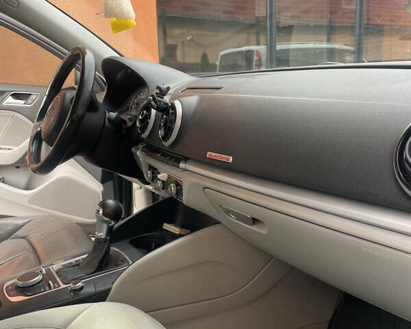 Серый Ауди А3, объемом двигателя 2 л и пробегом 170 тыс. км за 15000 $, фото 9 на Automoto.ua