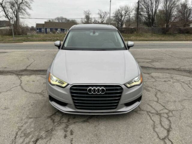 Ауди А3 2015 в Кропивницком (Кировограде) на Automoto.ua Серый Ауди А3, объемом двигателя 1.8 л и пробегом 78 тыс. км за 2000 $, фото 1 на Automoto.ua