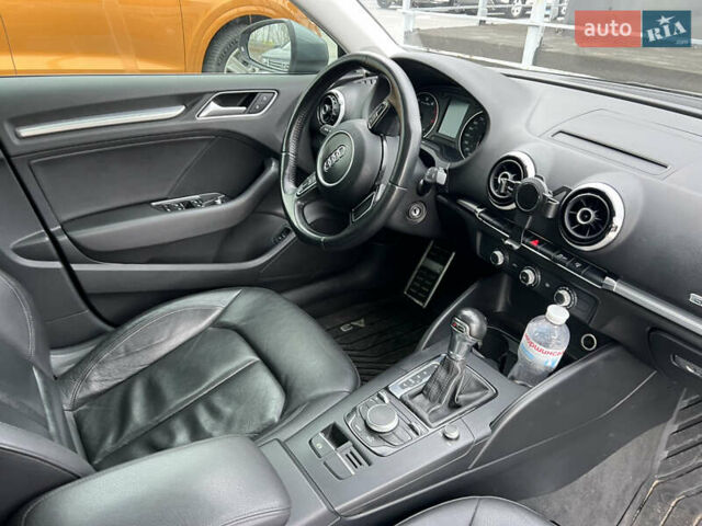 Сірий Ауді А3, об'ємом двигуна 1.8 л та пробігом 180 тис. км за 10200 $, фото 11 на Automoto.ua