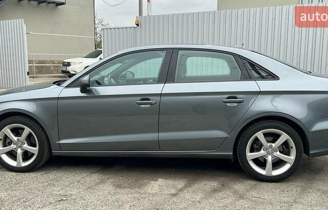 Серый Ауди А3, объемом двигателя 1.8 л и пробегом 130 тыс. км за 12500 $, фото 8 на Automoto.ua