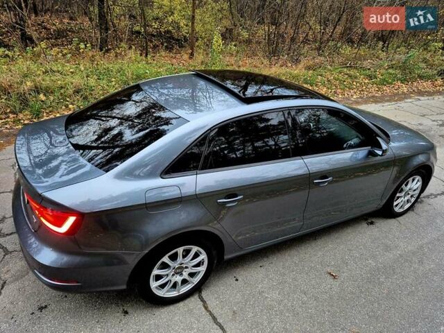 Серый Ауди А3, объемом двигателя 1.97 л и пробегом 200 тыс. км за 14444 $, фото 7 на Automoto.ua