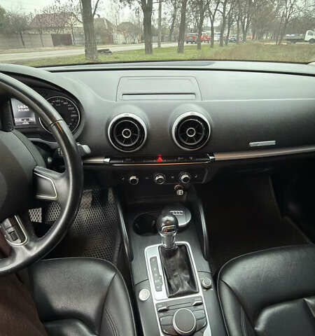 Серый Ауди А3, объемом двигателя 1.97 л и пробегом 82 тыс. км за 19999 $, фото 13 на Automoto.ua