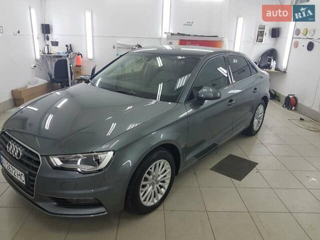 Сірий Ауді А3, об'ємом двигуна 2 л та пробігом 141 тис. км за 17900 $, фото 4 на Automoto.ua