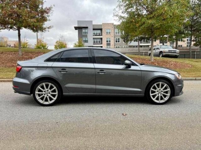 Сірий Ауді А3, об'ємом двигуна 2 л та пробігом 46 тис. км за 2500 $, фото 5 на Automoto.ua