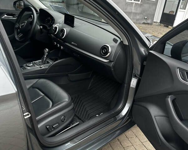 Серый Ауди А3, объемом двигателя 1.97 л и пробегом 81 тыс. км за 20000 $, фото 15 на Automoto.ua