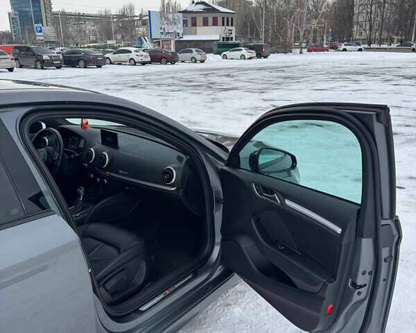 Серый Ауди А3, объемом двигателя 2 л и пробегом 118 тыс. км за 18000 $, фото 13 на Automoto.ua
