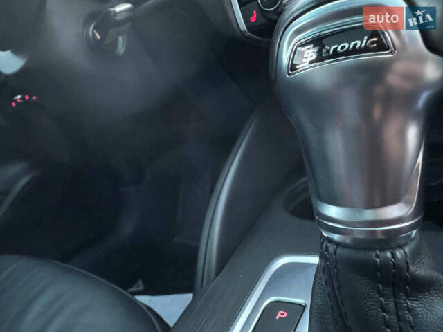 Сірий Ауді А3, об'ємом двигуна 1.8 л та пробігом 130 тис. км за 11990 $, фото 52 на Automoto.ua