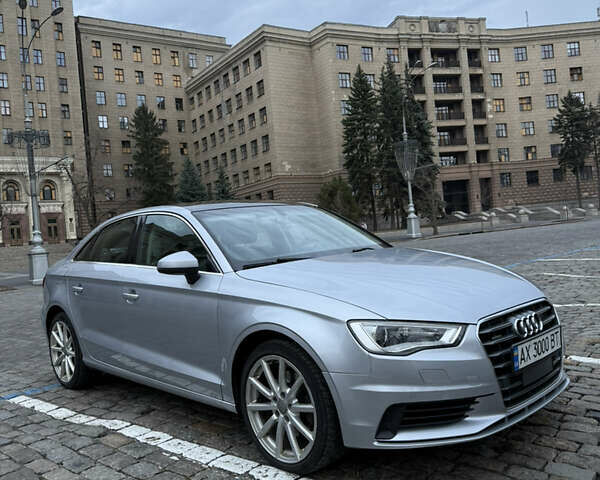 Сірий Ауді А3, об'ємом двигуна 2 л та пробігом 71 тис. км за 14900 $, фото 2 на Automoto.ua