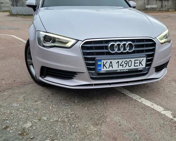 Сірий Ауді А3, об'ємом двигуна 1.98 л та пробігом 146 тис. км за 17000 $, фото 2 на Automoto.ua