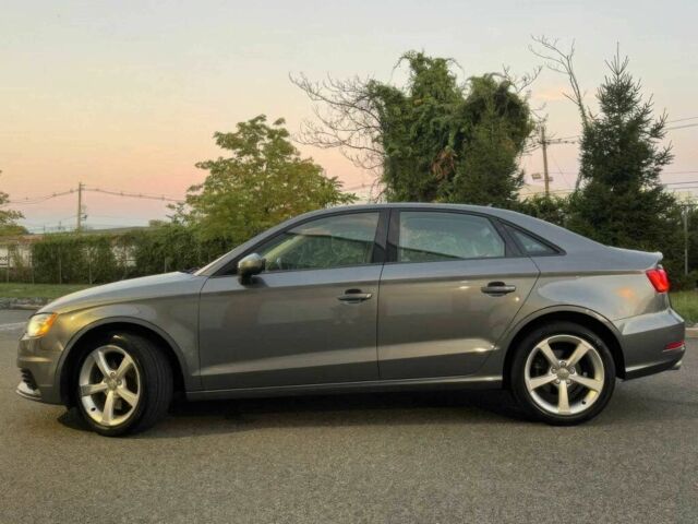 Ауді А3 2016 у Чернівцях на Automoto.ua Сірий Ауді А3, об'ємом двигуна 2 л та пробігом 72 тис. км за 2900 $, фото 2 на Automoto.ua