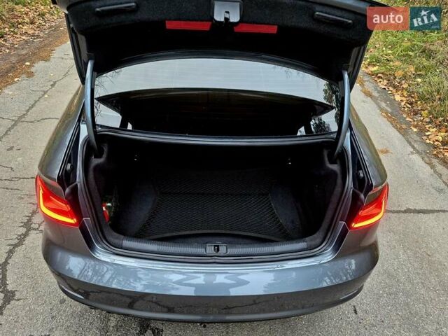 Серый Ауди А3, объемом двигателя 1.97 л и пробегом 200 тыс. км за 14444 $, фото 11 на Automoto.ua