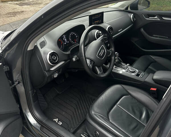 Серый Ауди А3, объемом двигателя 1.97 л и пробегом 81 тыс. км за 20000 $, фото 17 на Automoto.ua