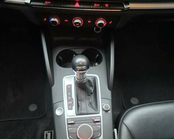 Серый Ауди А3, объемом двигателя 1.97 л и пробегом 200 тыс. км за 14444 $, фото 3 на Automoto.ua