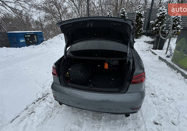 Серый Ауди А3, объемом двигателя 1.98 л и пробегом 60 тыс. км за 19500 $, фото 16 на Automoto.ua