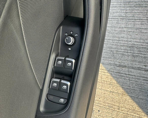 Серый Ауди А3, объемом двигателя 2 л и пробегом 98 тыс. км за 15999 $, фото 16 на Automoto.ua