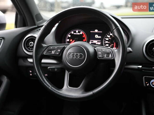 Сірий Ауді А3, об'ємом двигуна 1.98 л та пробігом 81 тис. км за 18000 $, фото 13 на Automoto.ua