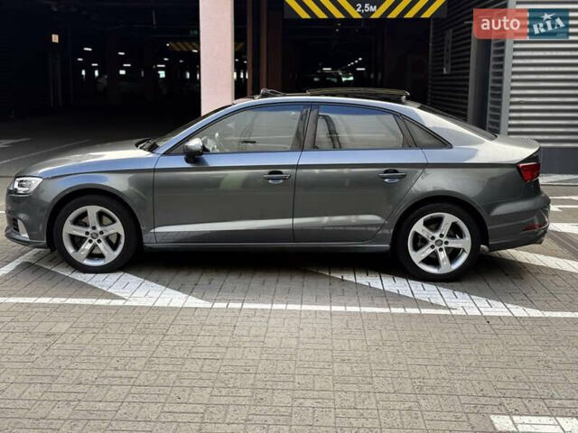 Ауді А3 2017 у Києві на Automoto.ua Сірий Ауді А3, об'ємом двигуна 2 л та пробігом 170 тис. км за 14800 $, фото 15 на Automoto.ua