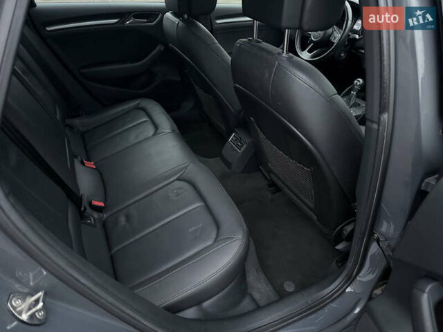 Сірий Ауді А3, об'ємом двигуна 2 л та пробігом 160 тис. км за 12800 $, фото 10 на Automoto.ua