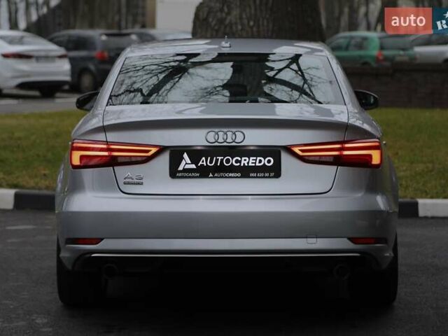 Сірий Ауді А3, об'ємом двигуна 1.98 л та пробігом 81 тис. км за 18000 $, фото 4 на Automoto.ua