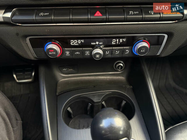 Ауді А3 2017 у Києві на Automoto.ua Сірий Ауді А3, об'ємом двигуна 2 л та пробігом 170 тис. км за 14800 $, фото 16 на Automoto.ua