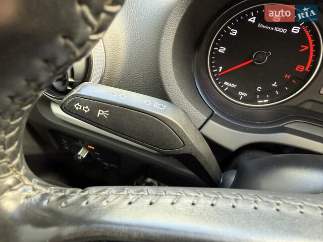 Ауді А3 2017 у Києві на Automoto.ua Сірий Ауді А3, об'ємом двигуна 2 л та пробігом 170 тис. км за 14800 $, фото 25 на Automoto.ua