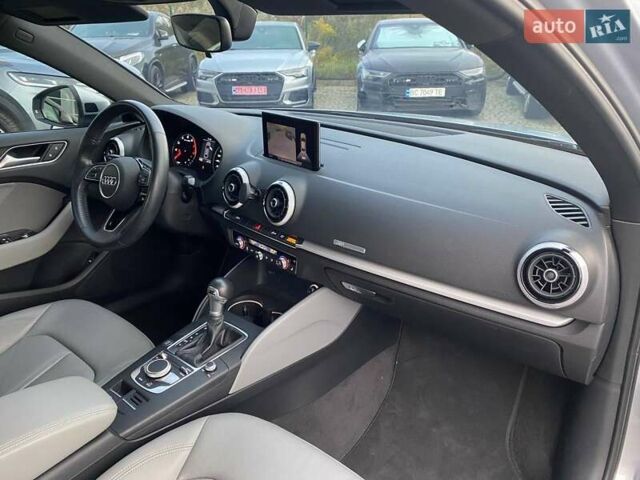 Ауди А3 2018 в Львове на Automoto.ua Серый Ауди А3, объемом двигателя 1.98 л и пробегом 43 тыс. км за 15999 $, фото 9 на Automoto.ua