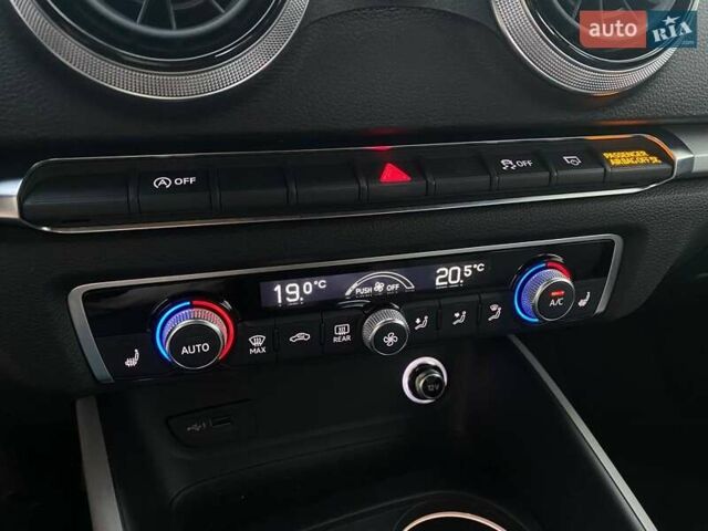 Ауди А3 2018 в Львове на Automoto.ua Серый Ауди А3, объемом двигателя 1.98 л и пробегом 43 тыс. км за 15999 $, фото 17 на Automoto.ua