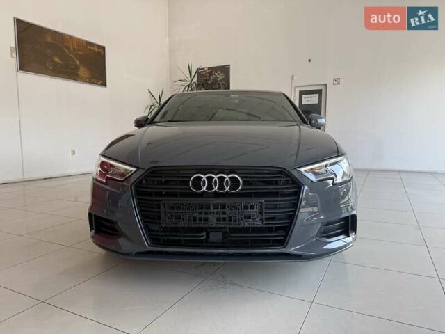 Ауді А3 2019 у Чернівцях на Automoto.ua Сірий Ауді А3, об'ємом двигуна 1.98 л та пробігом 131 тис. км за 16900 $, фото 12 на Automoto.ua