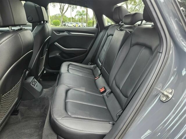 Ауди А3 2020 в Виннице на Automoto.ua Серый Ауди А3, объемом двигателя 2 л и пробегом 44 тыс. км за 7500 $, фото 10 на Automoto.ua