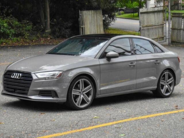 Серый Ауди А3, объемом двигателя 2 л и пробегом 34 тыс. км за 7000 $, фото 2 на Automoto.ua