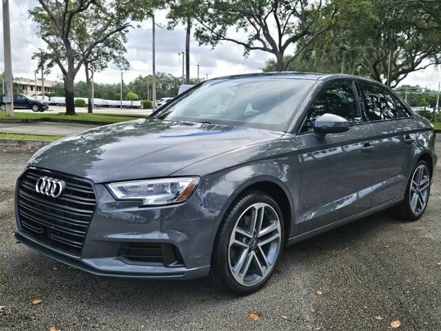 Ауди А3 2020 в Виннице на Automoto.ua Серый Ауди А3, объемом двигателя 2 л и пробегом 44 тыс. км за 7500 $, фото 2 на Automoto.ua