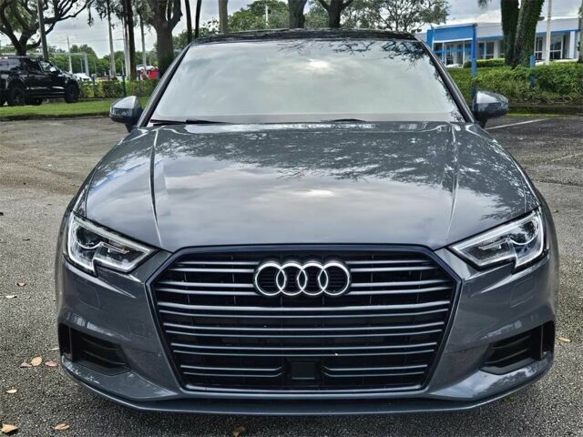 Ауди А3 2020 в Виннице на Automoto.ua Серый Ауди А3, объемом двигателя 2 л и пробегом 44 тыс. км за 7500 $, фото 1 на Automoto.ua