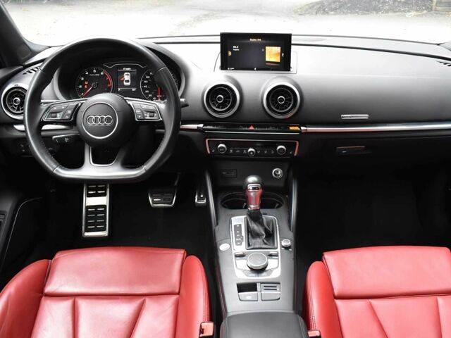 Ауди А3 2020 в Днепре (Днепропетровске) на Automoto.ua Серый Ауди А3, объемом двигателя 2 л и пробегом 49 тыс. км за 9000 $, фото 9 на Automoto.ua